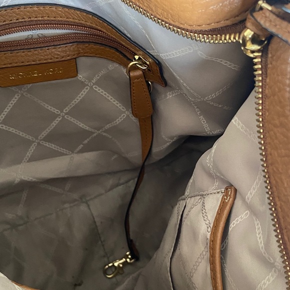Michael Kors Tan Leather Hobo Bag - Picture 6 of 10